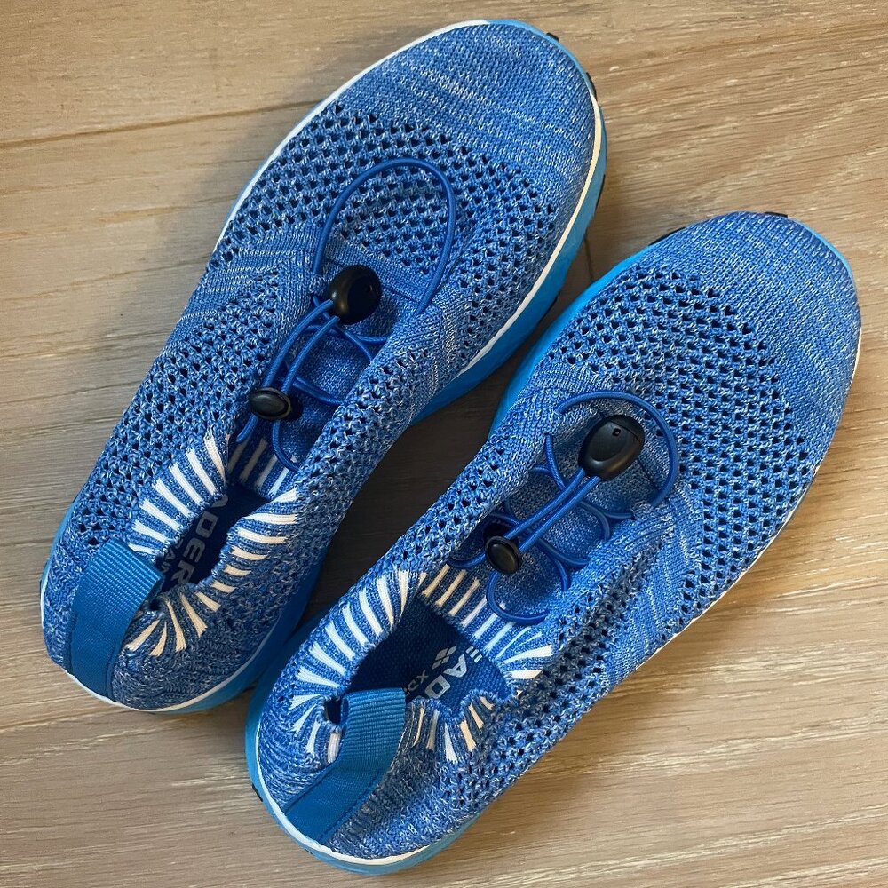 MUST SELL ASAP - KidsWater Shoes 2M Beach, Swim, Pool, Water Park - Slip On Shoe
